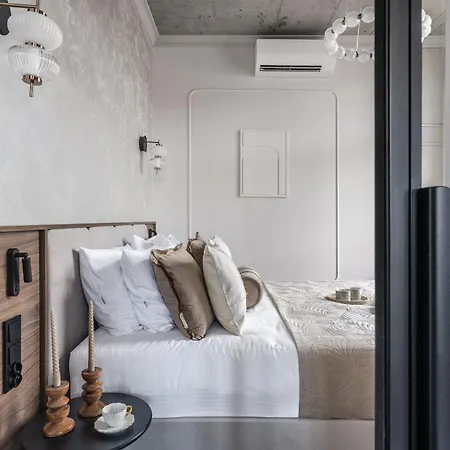 Apartahotel So Soho By Staylab 4*