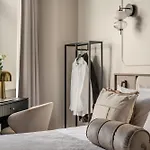 Reset In So Soho Collection מלון דירות