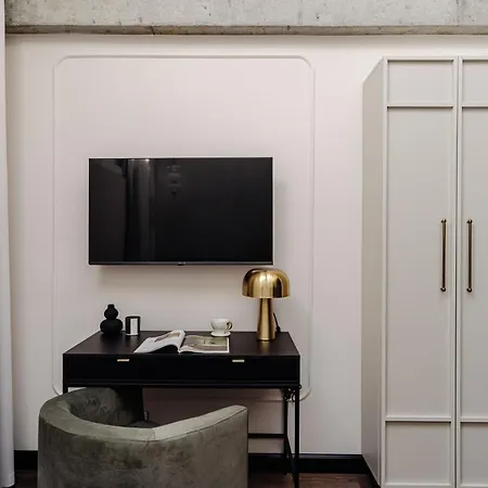 Reset In So Soho Collection Aparthotel